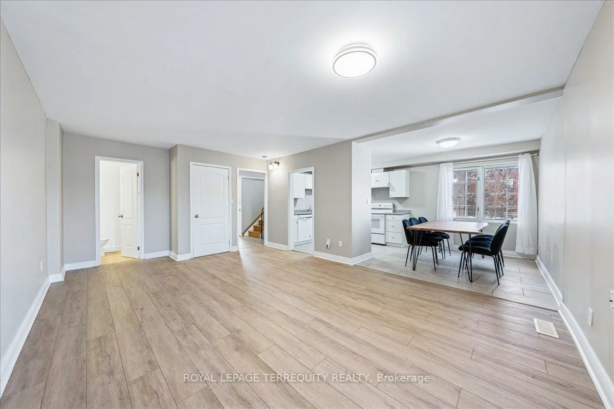 15, Sousa Mendes, Dovercourt-Wallace Emerson-Junction, Toronto