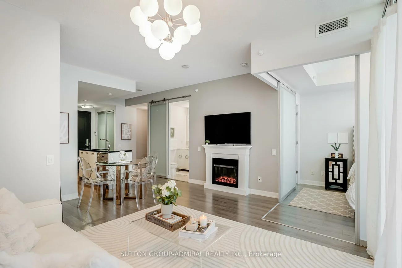 90, Park Lawn, Mimico, Toronto