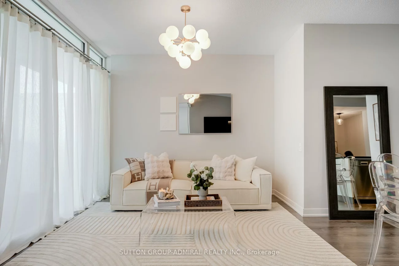 90, Park Lawn, Mimico, Toronto