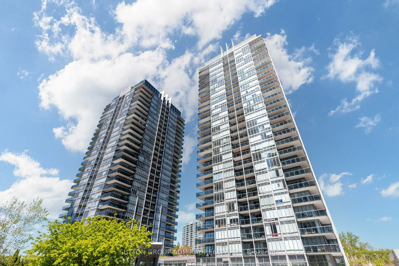 90, Park Lawn, Mimico, Toronto