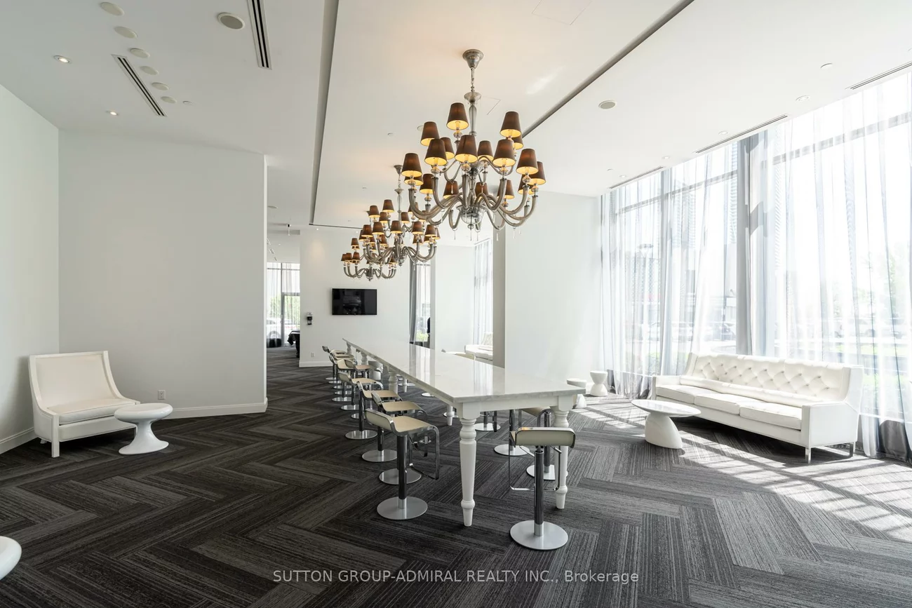 90, Park Lawn, Mimico, Toronto