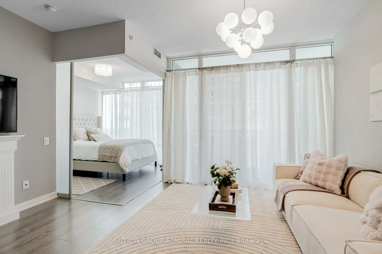 90, Park Lawn, Mimico, Toronto