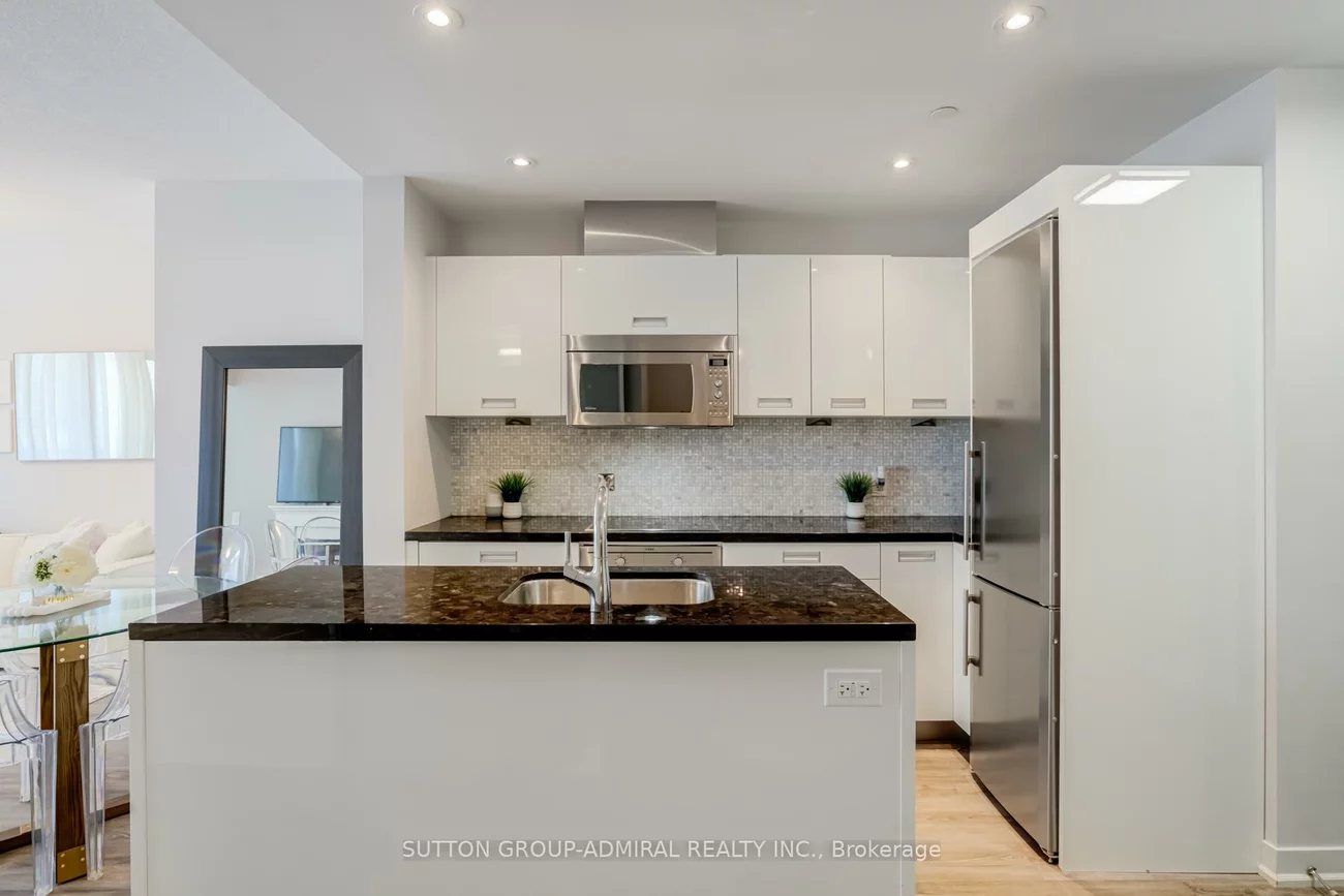 90, Park Lawn, Mimico, Toronto