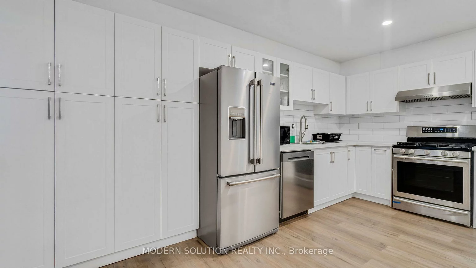 1559, Albion, Mount Olive-Silverstone-Jamestown, Toronto