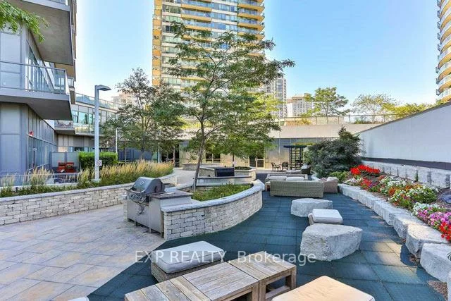 2230, Lake Shore, Mimico, Toronto