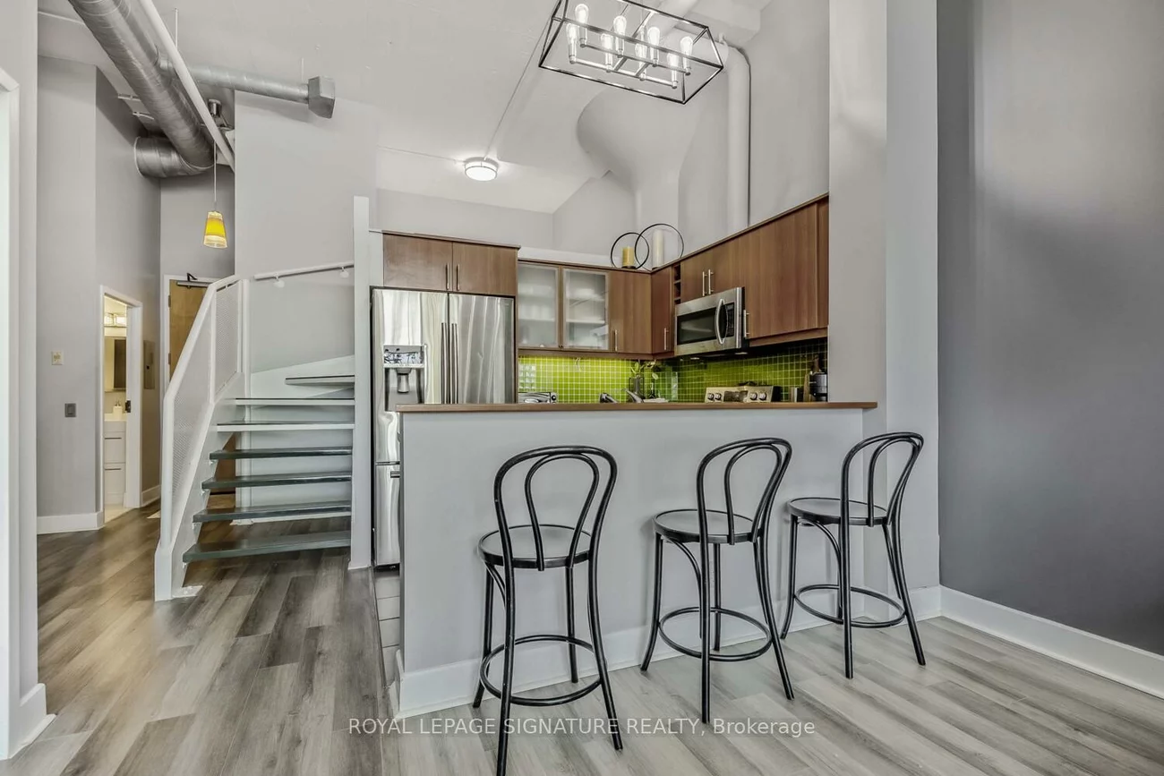 1001, Roselawn, Briar Hill-Belgravia, Toronto