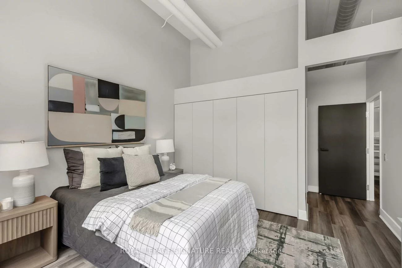 1001, Roselawn, Briar Hill-Belgravia, Toronto