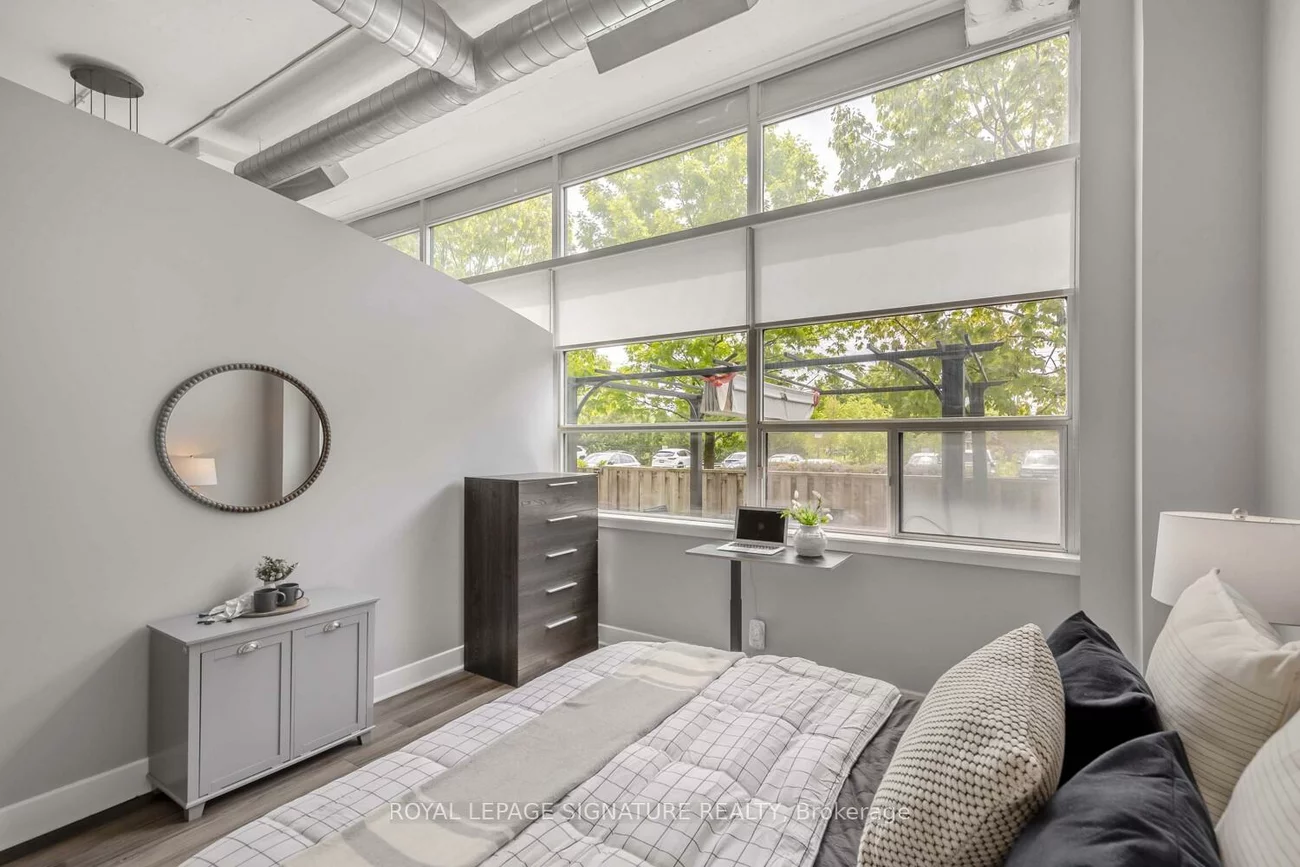 1001, Roselawn, Briar Hill-Belgravia, Toronto