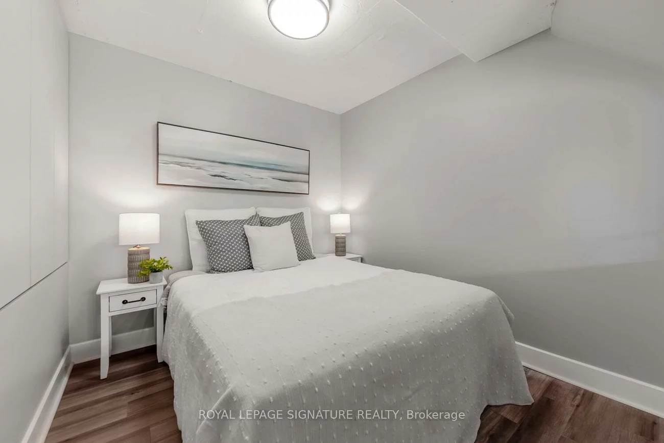 1001, Roselawn, Briar Hill-Belgravia, Toronto