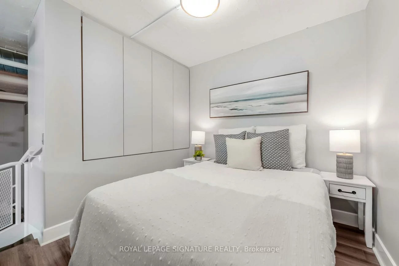 1001, Roselawn, Briar Hill-Belgravia, Toronto