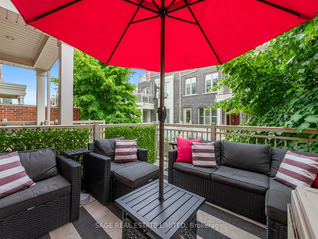 80, Eastwood Park, Long Branch, Toronto