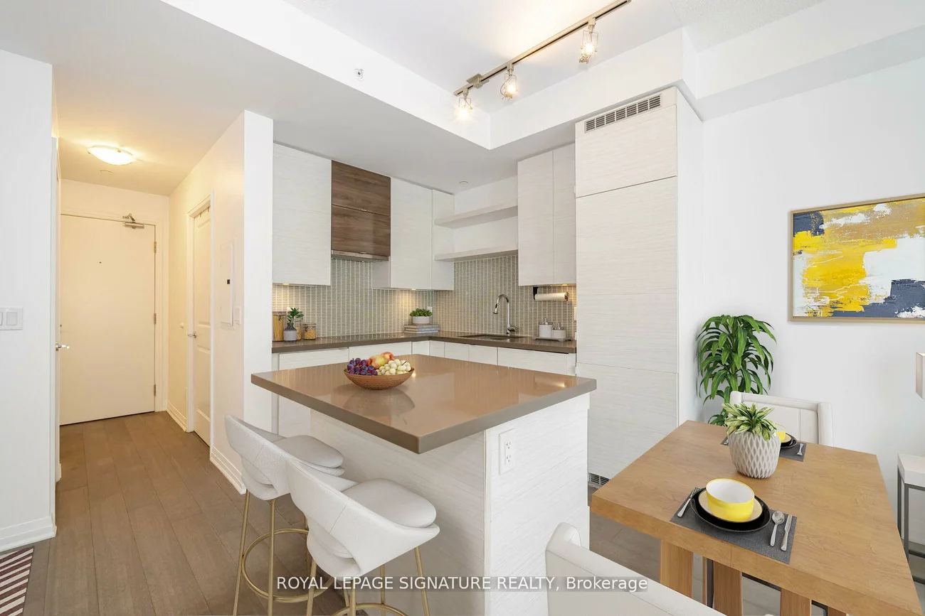 59, Annie Craig, Mimico, Toronto