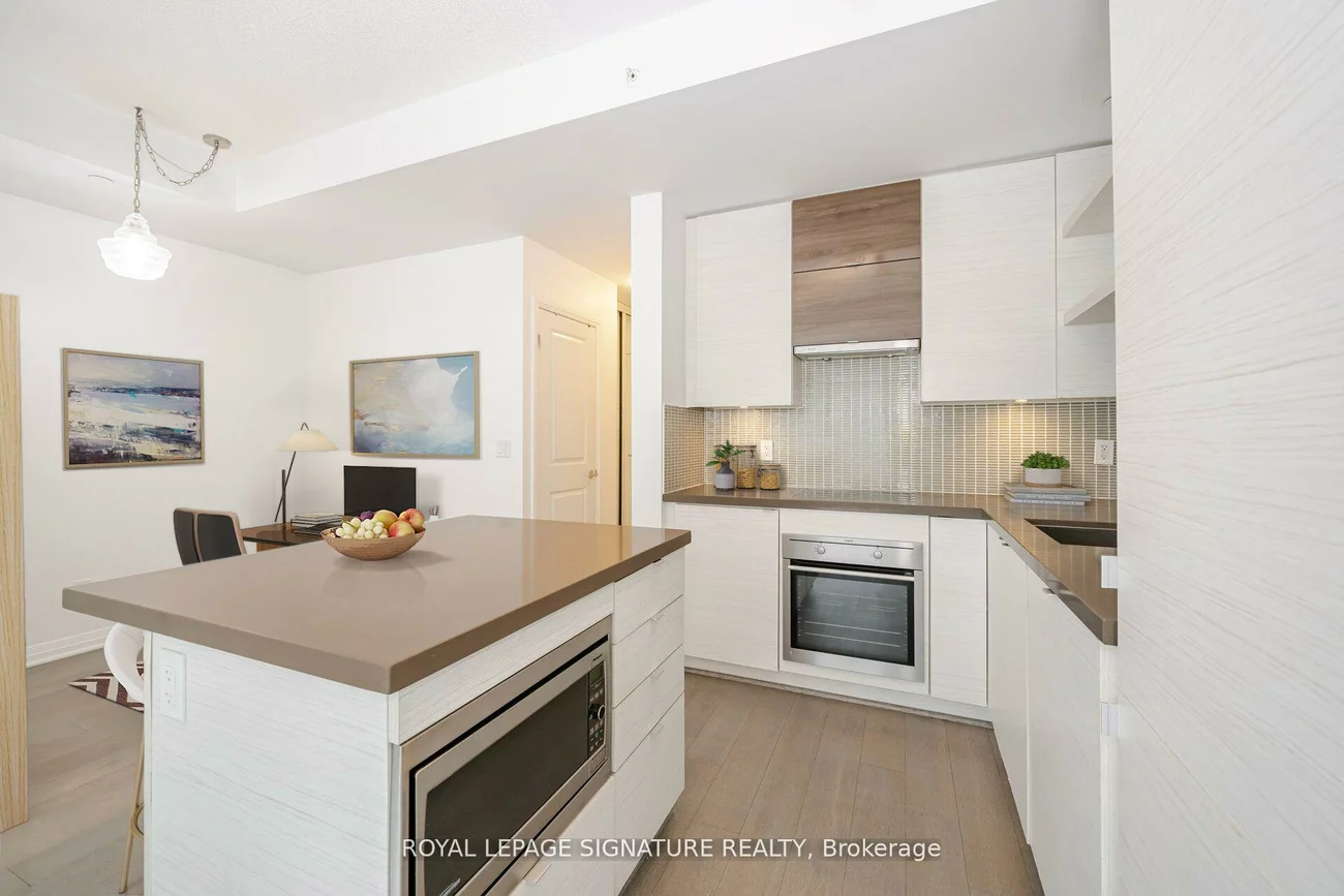 59, Annie Craig, Mimico, Toronto