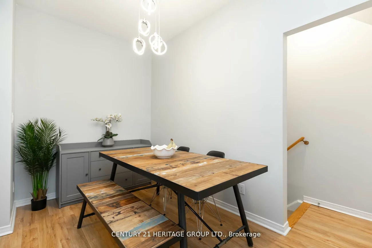 68, Winston Park, Downsview-Roding-CFB, Toronto