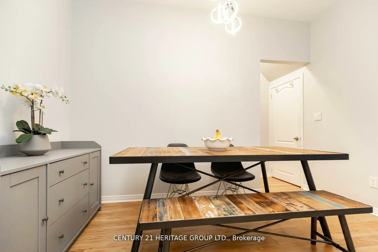 68, Winston Park, Downsview-Roding-CFB, Toronto