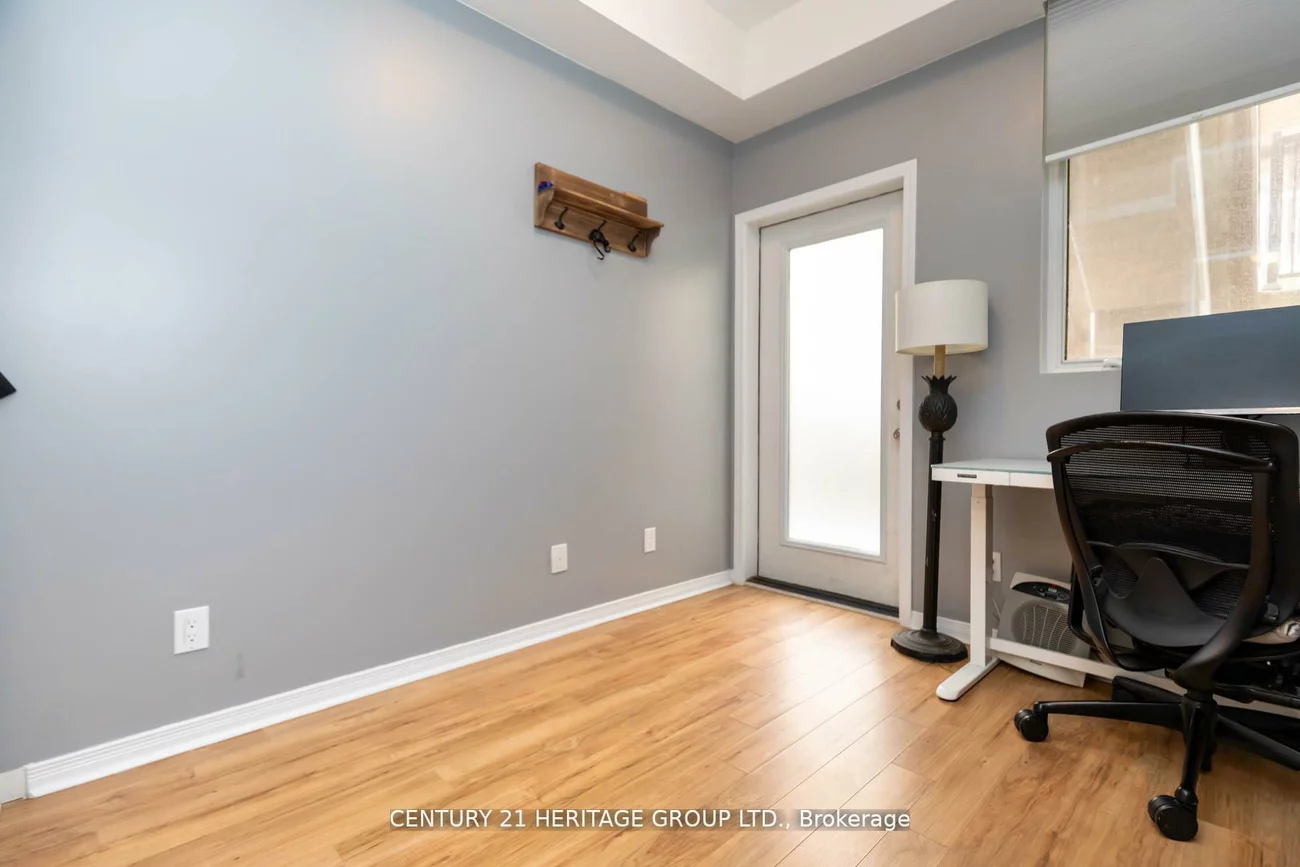 68, Winston Park, Downsview-Roding-CFB, Toronto