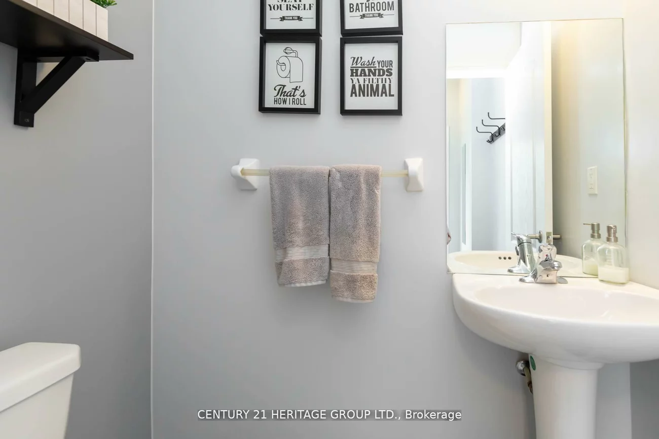68, Winston Park, Downsview-Roding-CFB, Toronto