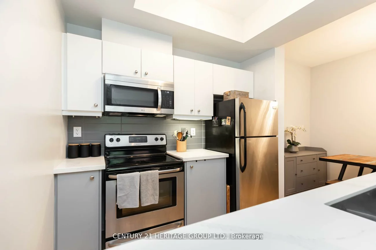 68, Winston Park, Downsview-Roding-CFB, Toronto