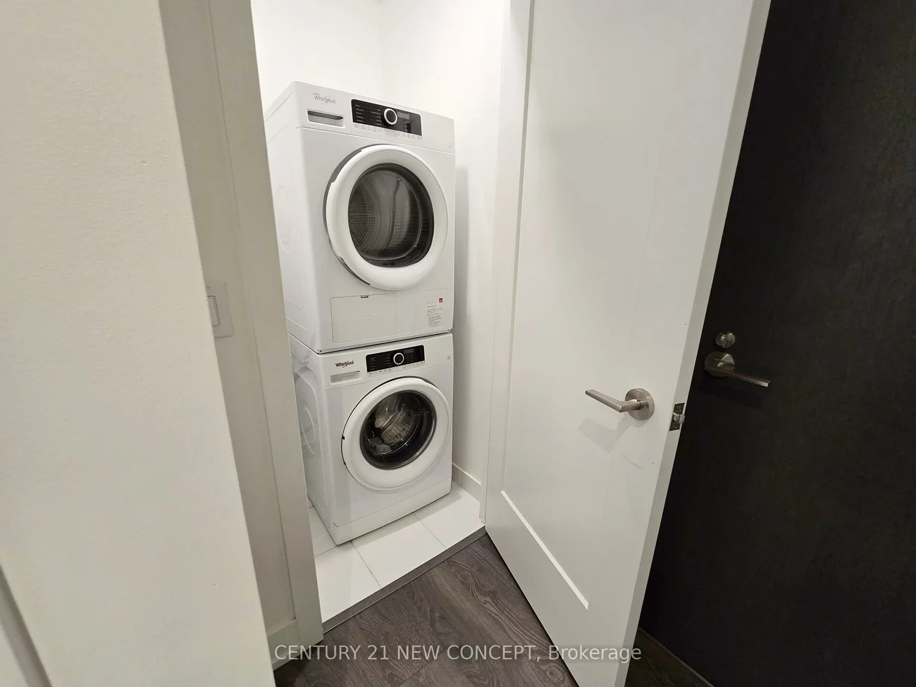 5, Mabelle, Islington-City Centre West, Toronto