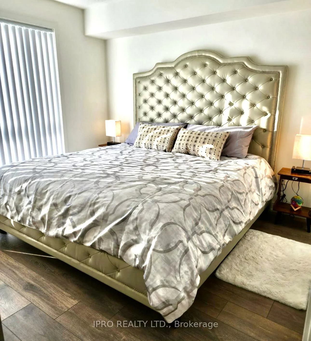 150, Canon Jackson, Brookhaven-Amesbury, Toronto