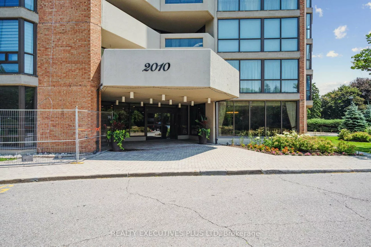 2010, Islington, Humber Heights, Toronto