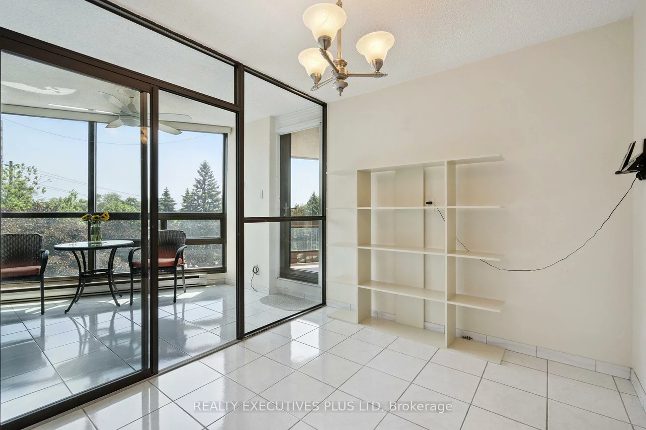 2010, Islington, Humber Heights, Toronto
