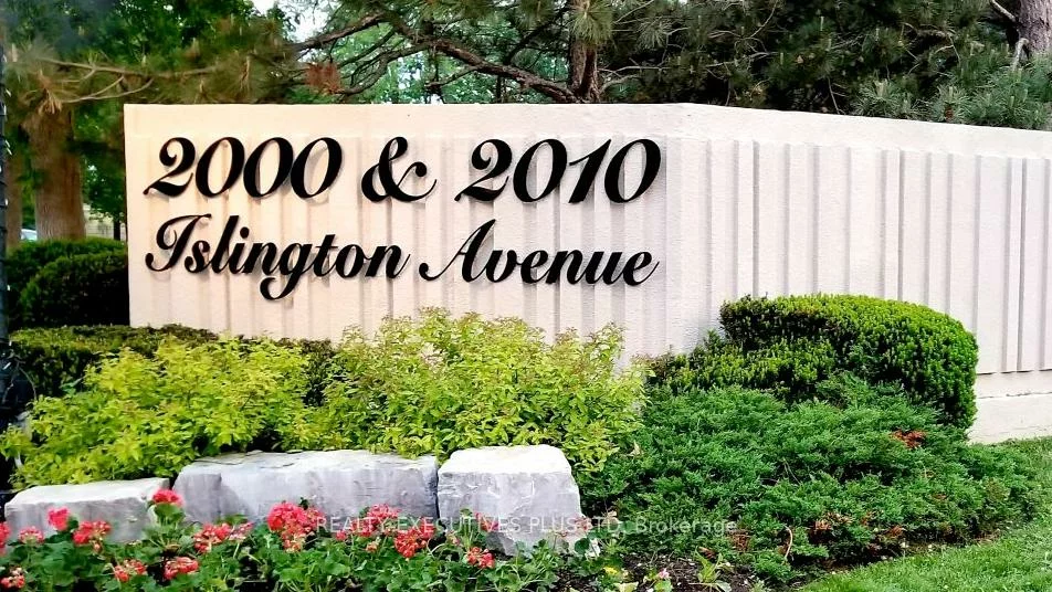 2010, Islington, Humber Heights, Toronto