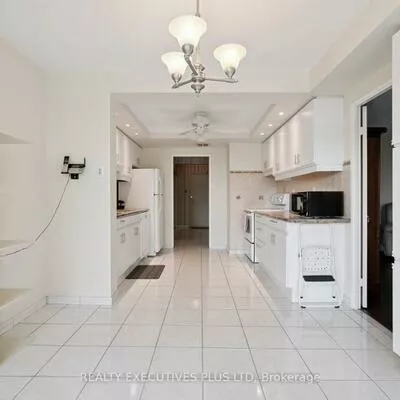 2010, Islington, Humber Heights, Toronto