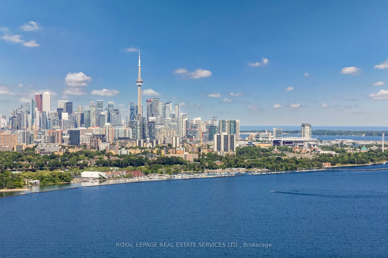 1, Palace Pier, Mimico, Toronto