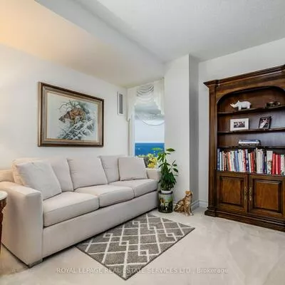 1, Palace Pier, Mimico, Toronto