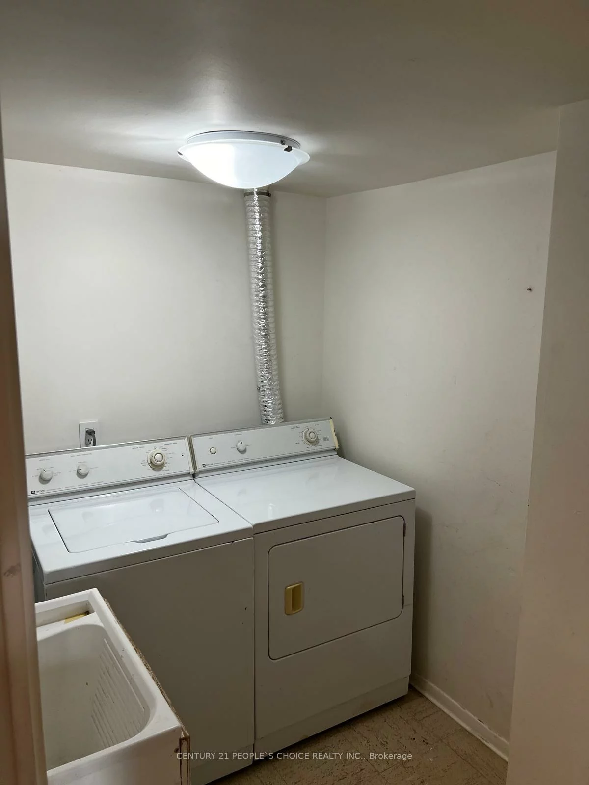 2835, Islington, Humber Summit, Toronto