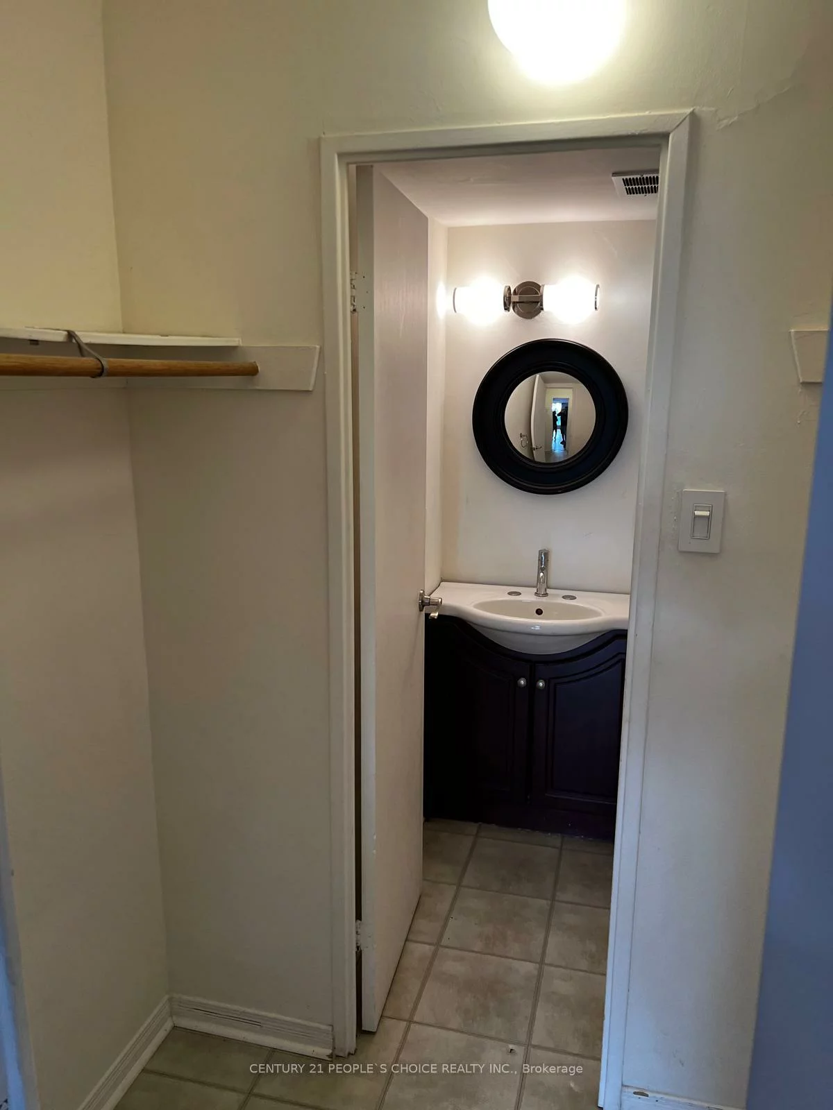 2835, Islington, Humber Summit, Toronto