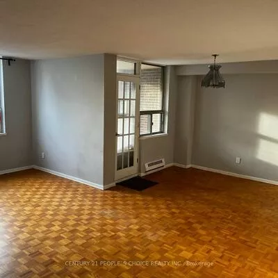 2835, Islington, Humber Summit, Toronto