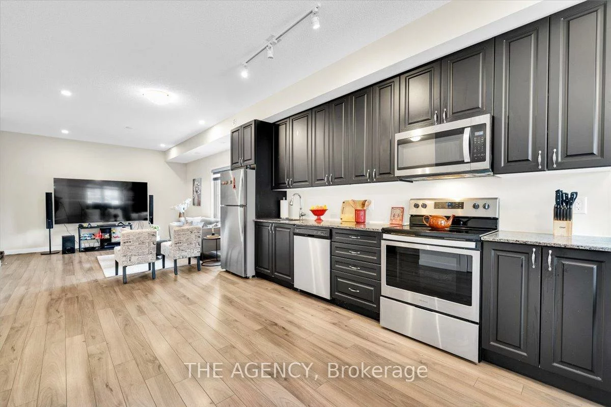 7, Forbes, Keelesdale-Eglinton West, Toronto