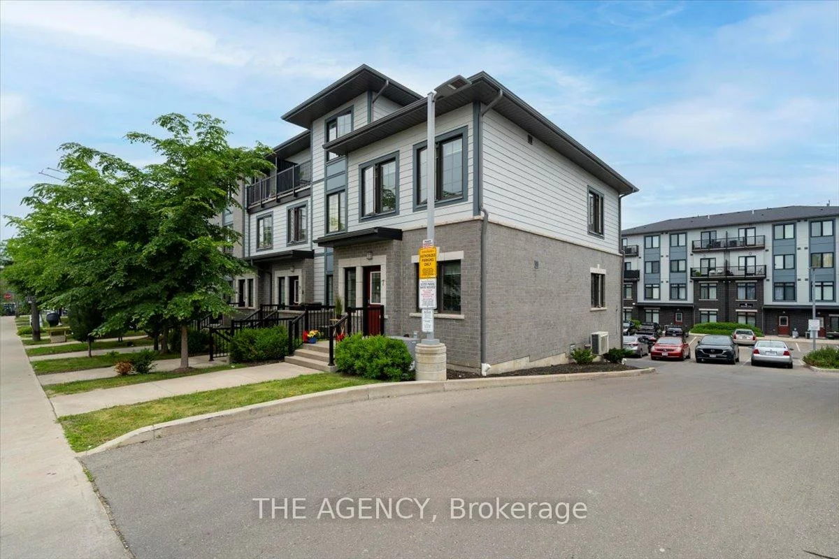 7, Forbes, Keelesdale-Eglinton West, Toronto