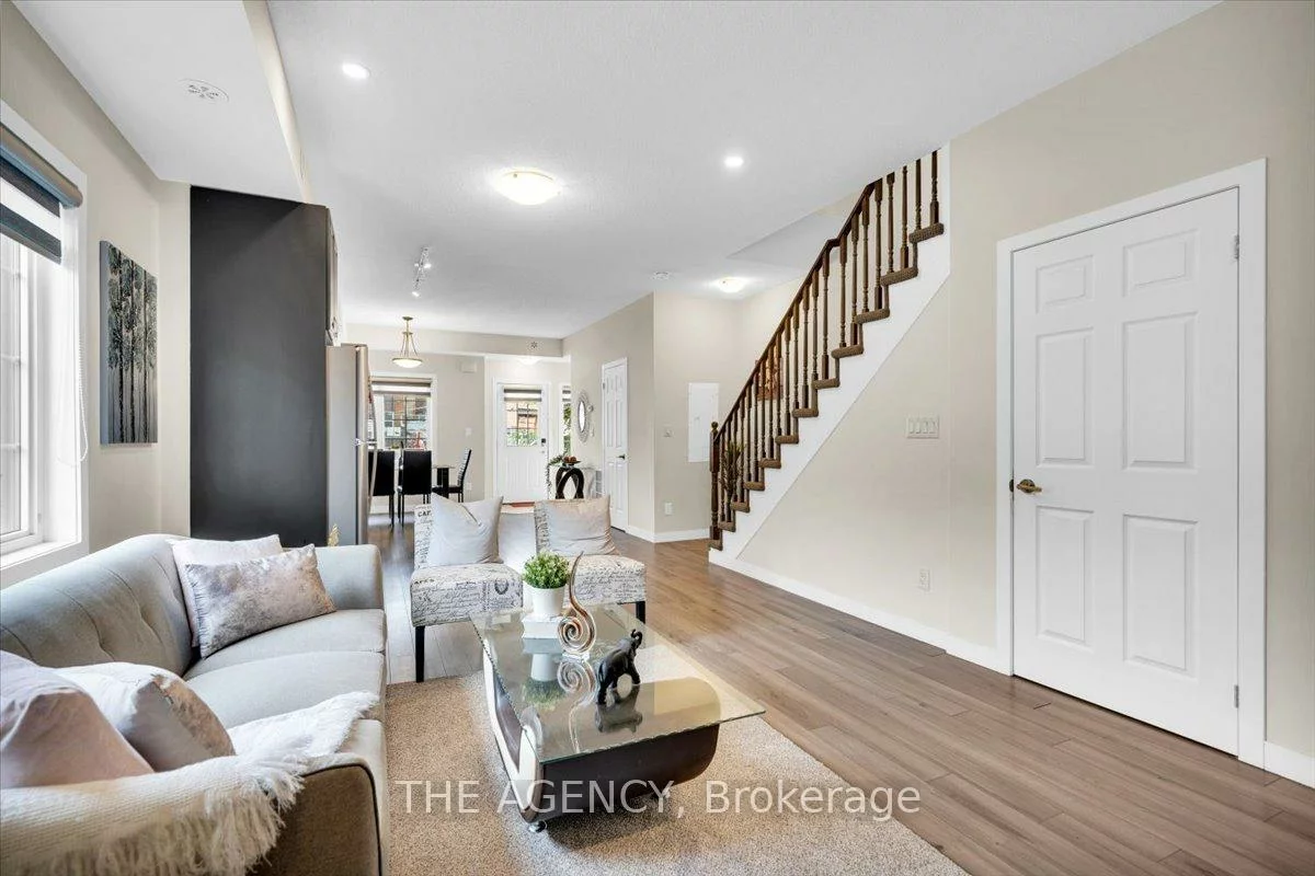 7, Forbes, Keelesdale-Eglinton West, Toronto