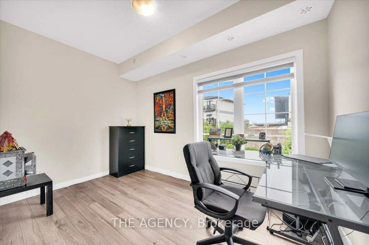 7, Forbes, Keelesdale-Eglinton West, Toronto