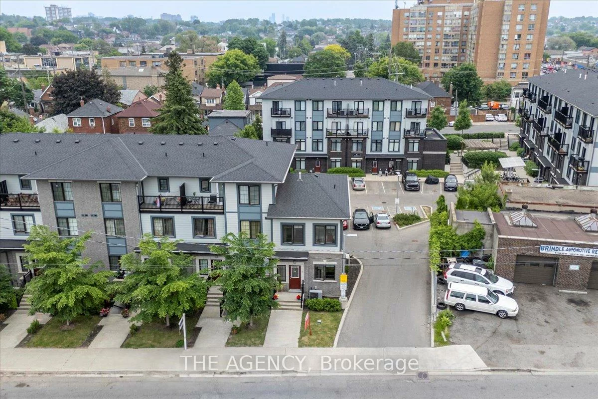 7, Forbes, Keelesdale-Eglinton West, Toronto