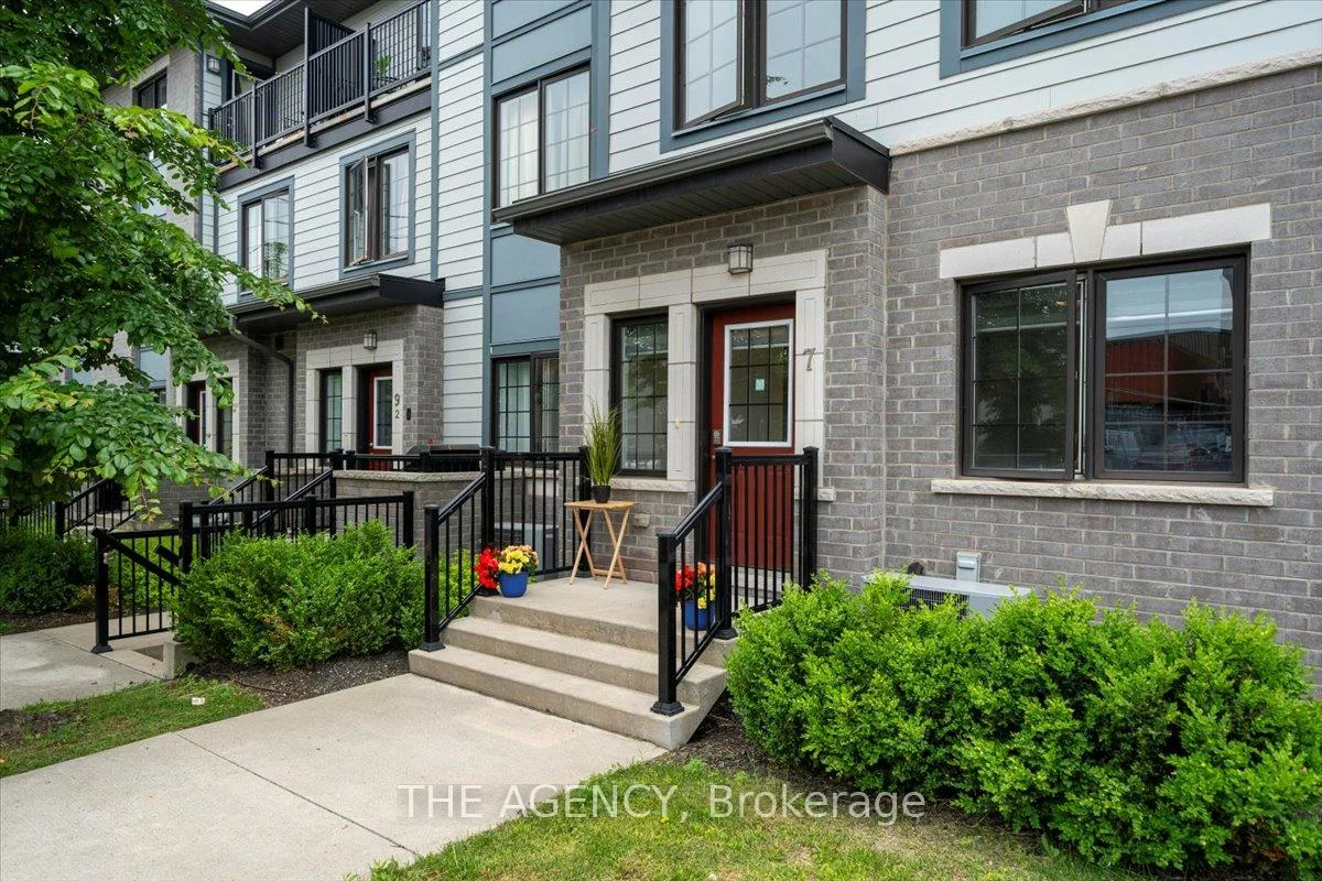 7, Forbes, Keelesdale-Eglinton West, Toronto