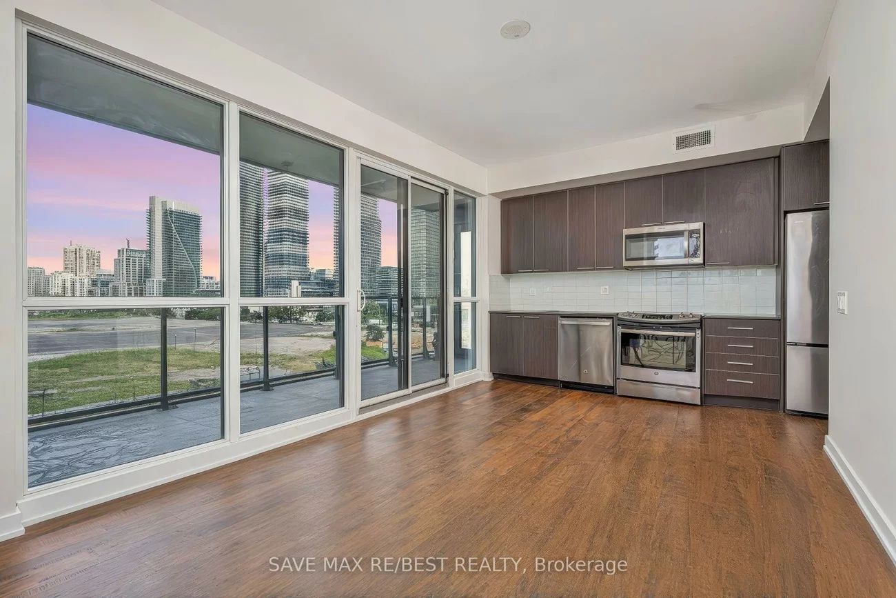10, Park Lawn, Mimico, Toronto