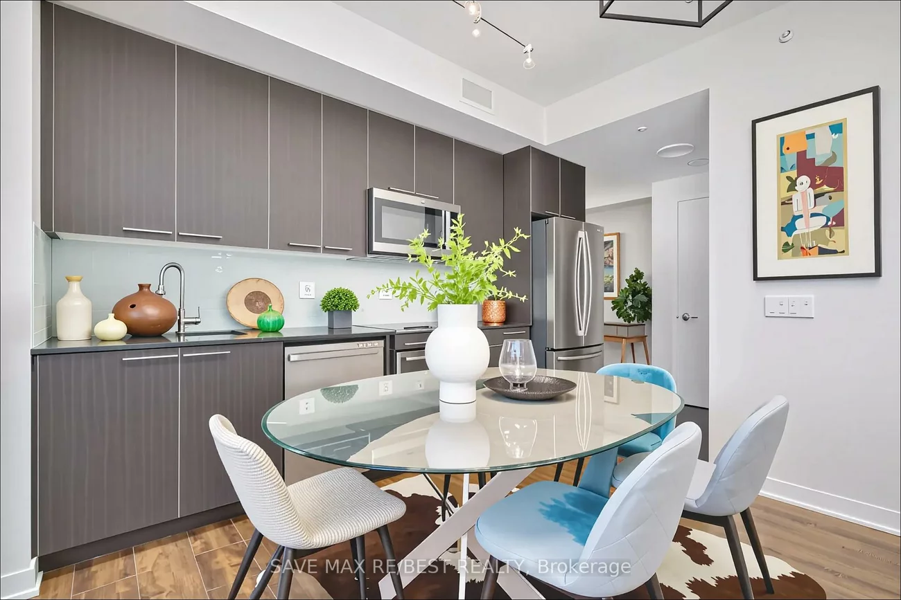 10, Park Lawn, Mimico, Toronto