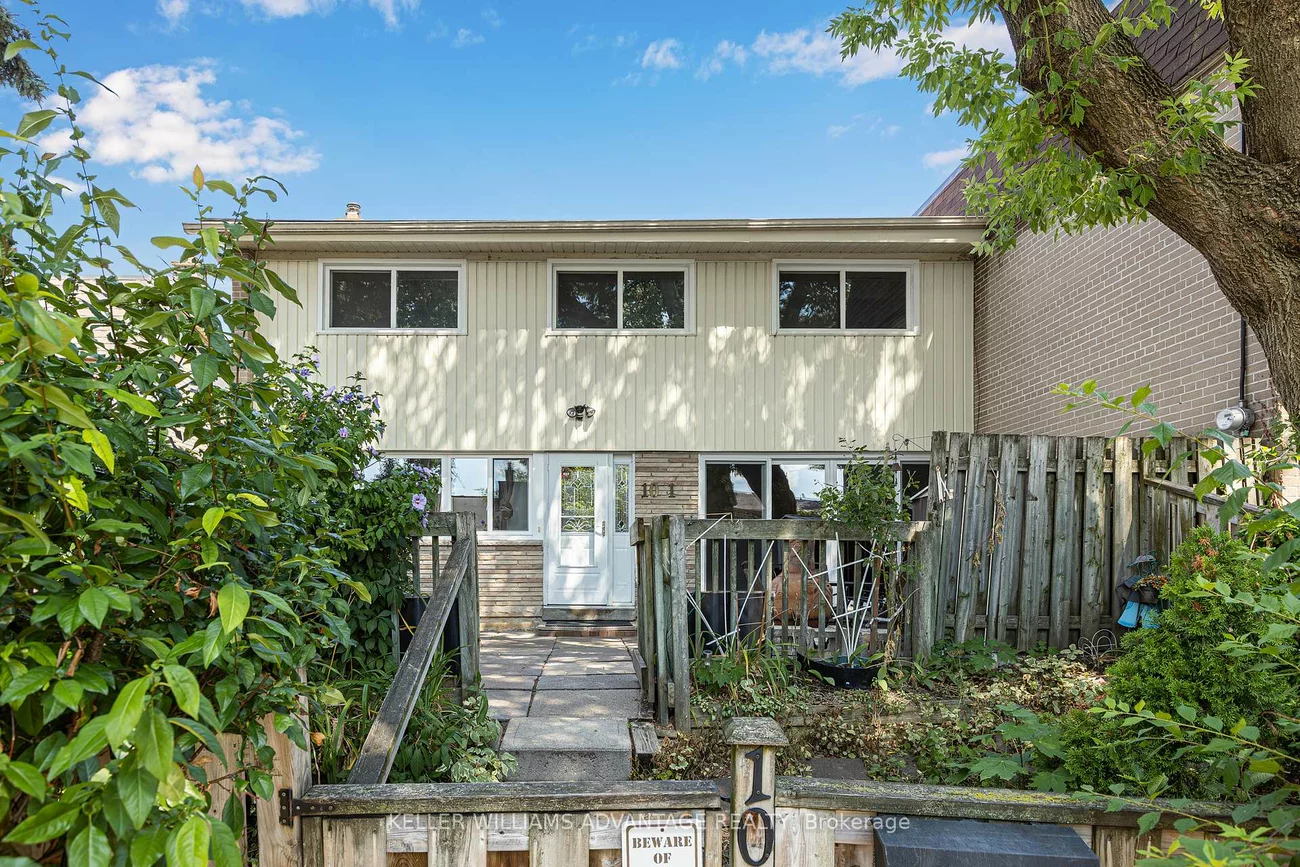 10, Sentinel, York University Heights, Toronto