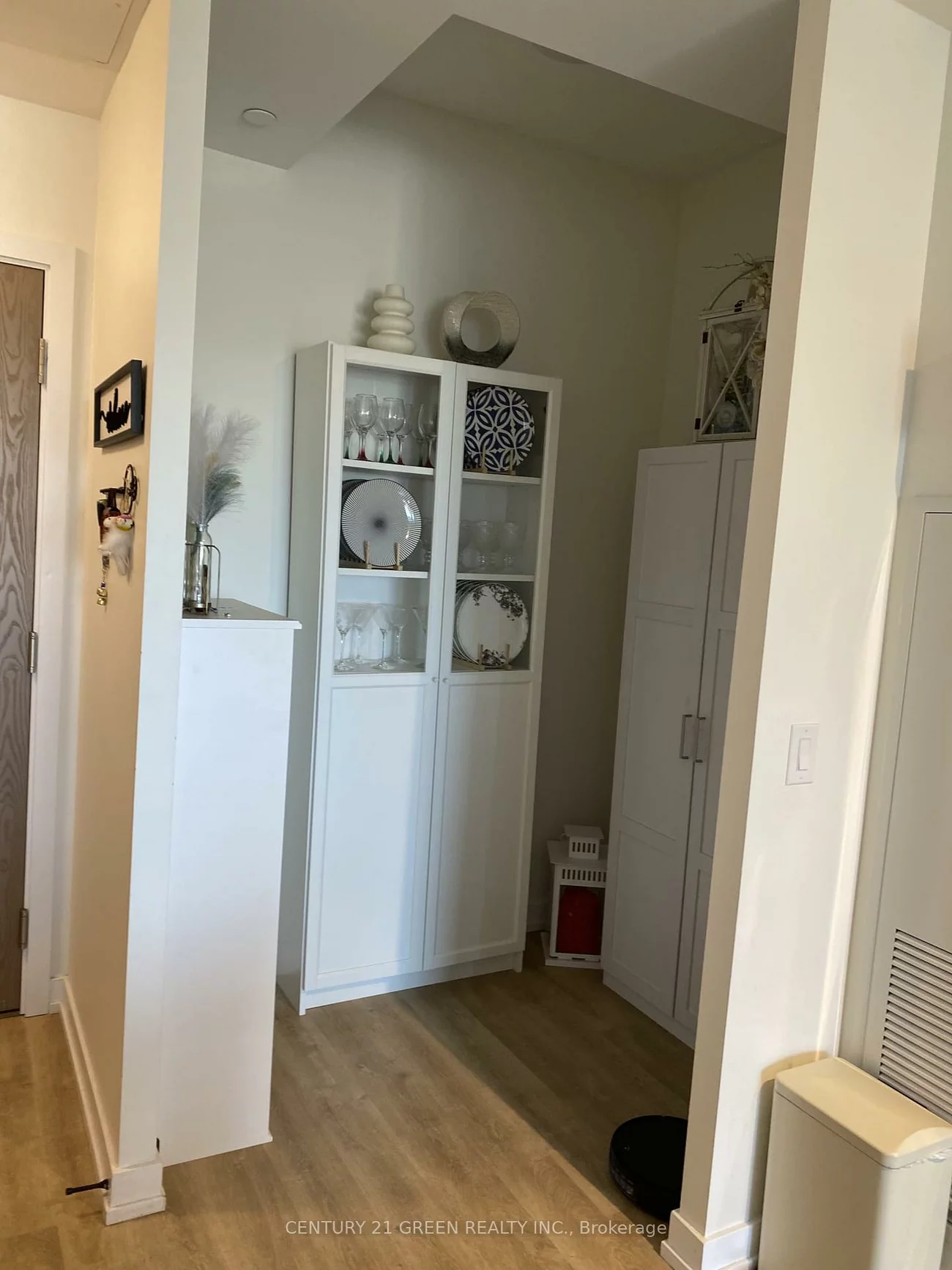 2300, St. Clair, Junction Area, Toronto