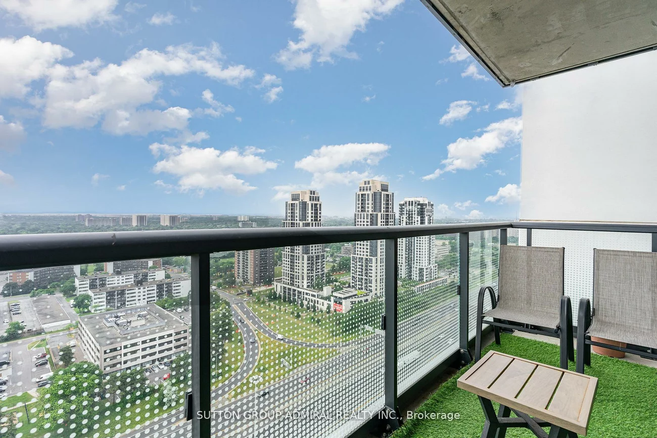 30, Gibbs, Islington-City Centre West, Toronto