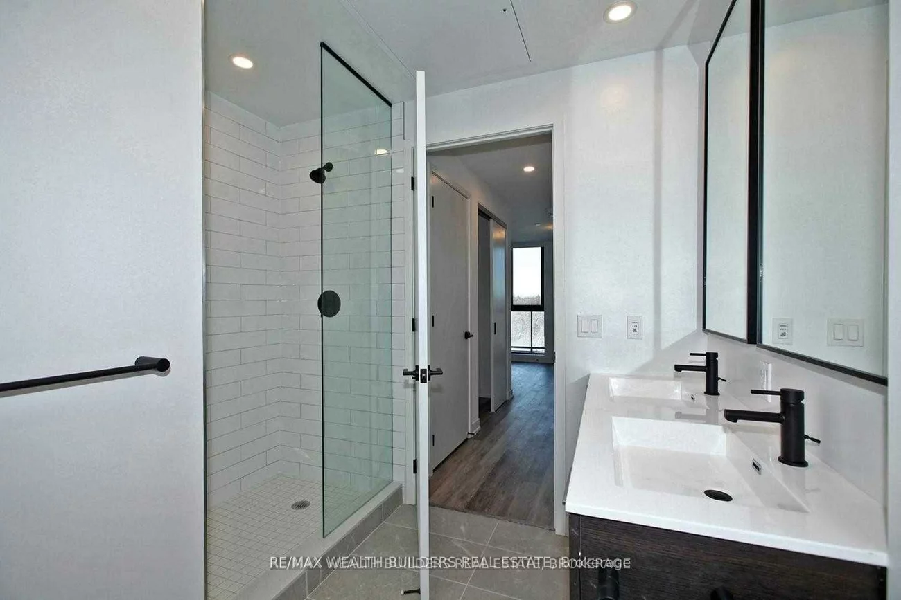 2118, Bloor, Runnymede-Bloor West Village, Toronto