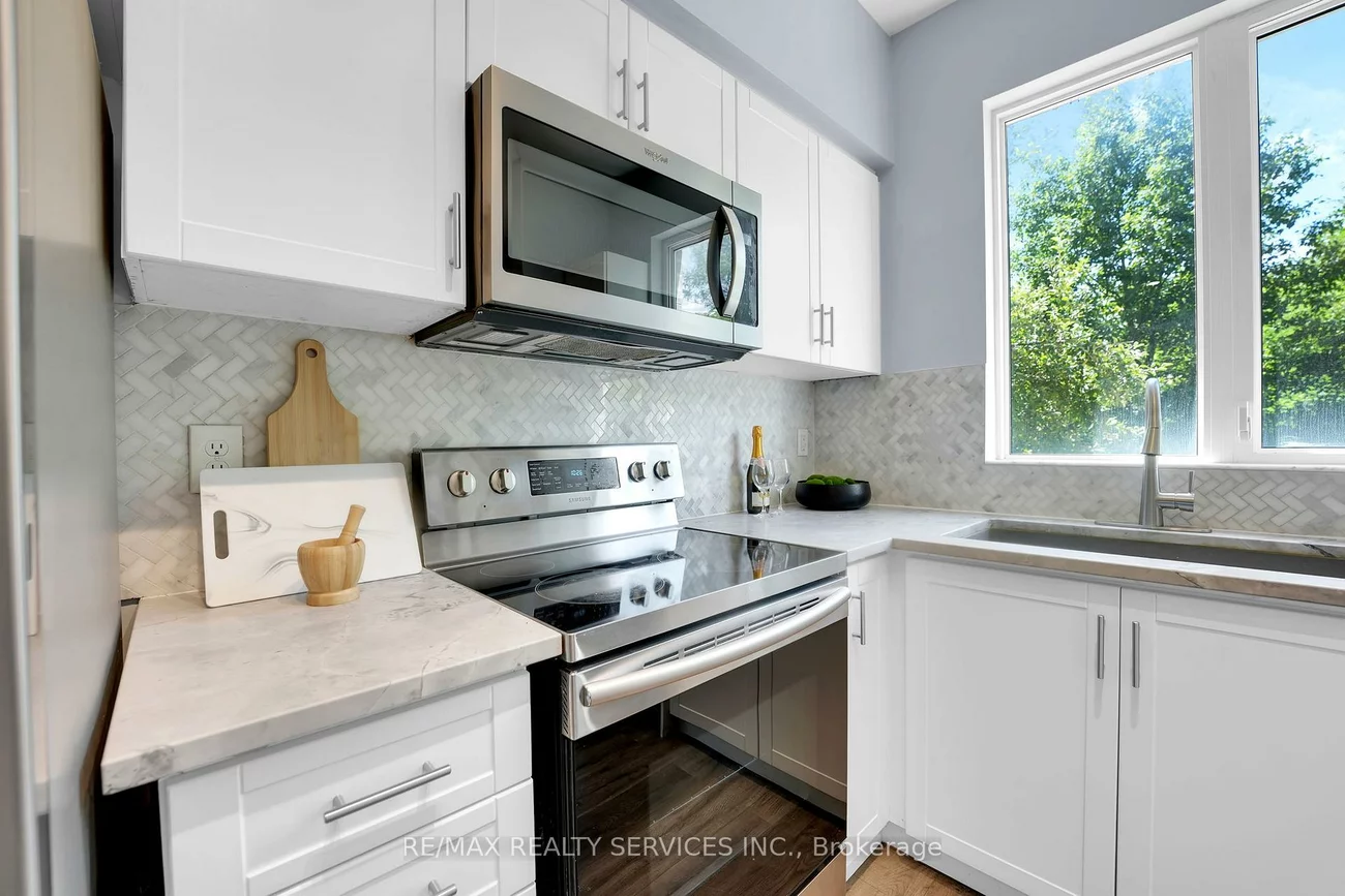 3059, Finch, Humbermede, Toronto