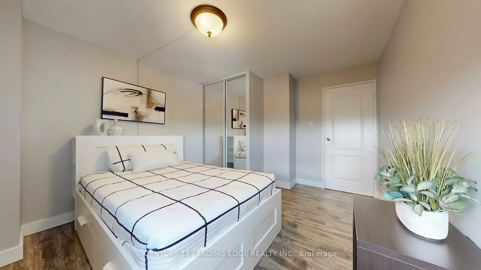 3845, Lake Shore, Long Branch, Toronto