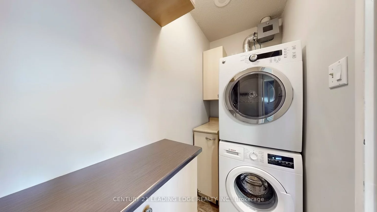 3845, Lake Shore, Long Branch, Toronto