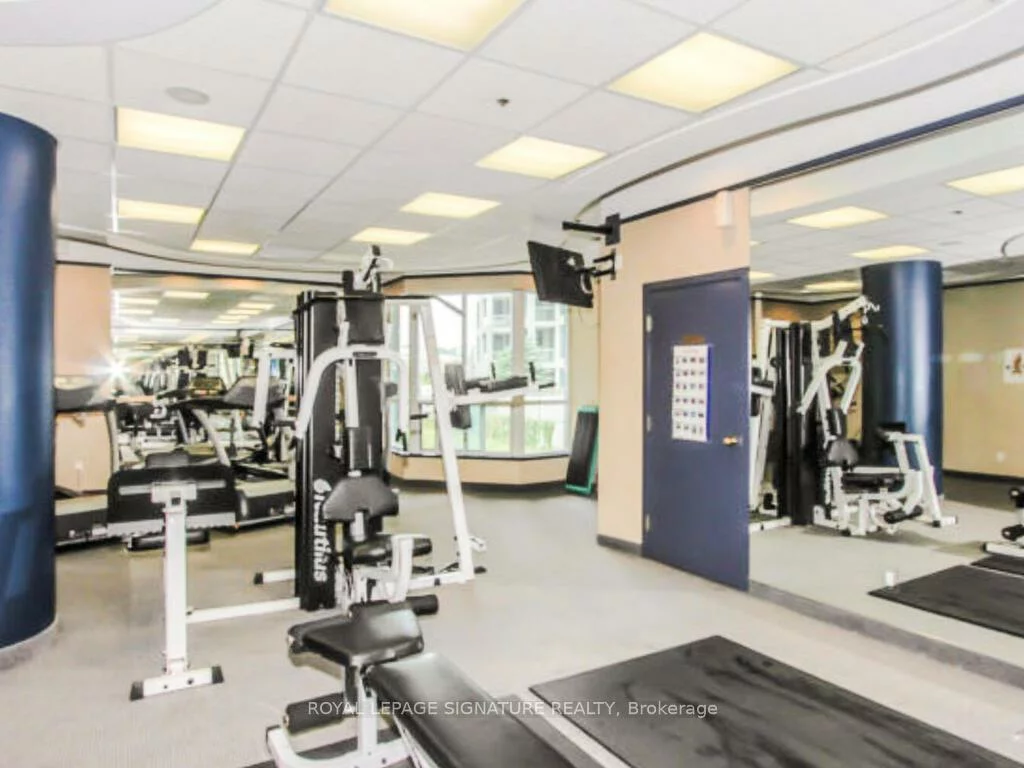 2111, Lake Shore, Mimico, Toronto