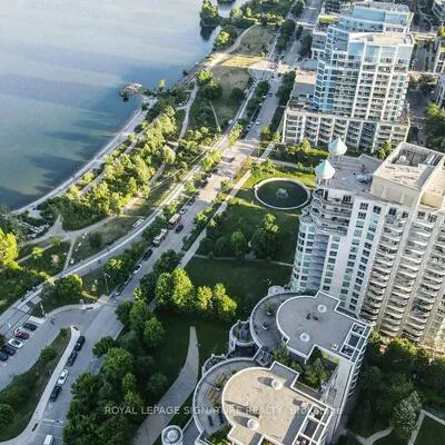 2111, Lake Shore, Mimico, Toronto